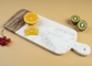 台所装飾のまな板の大理石のアカシアのハンドルを持つ木製の接続のまな板